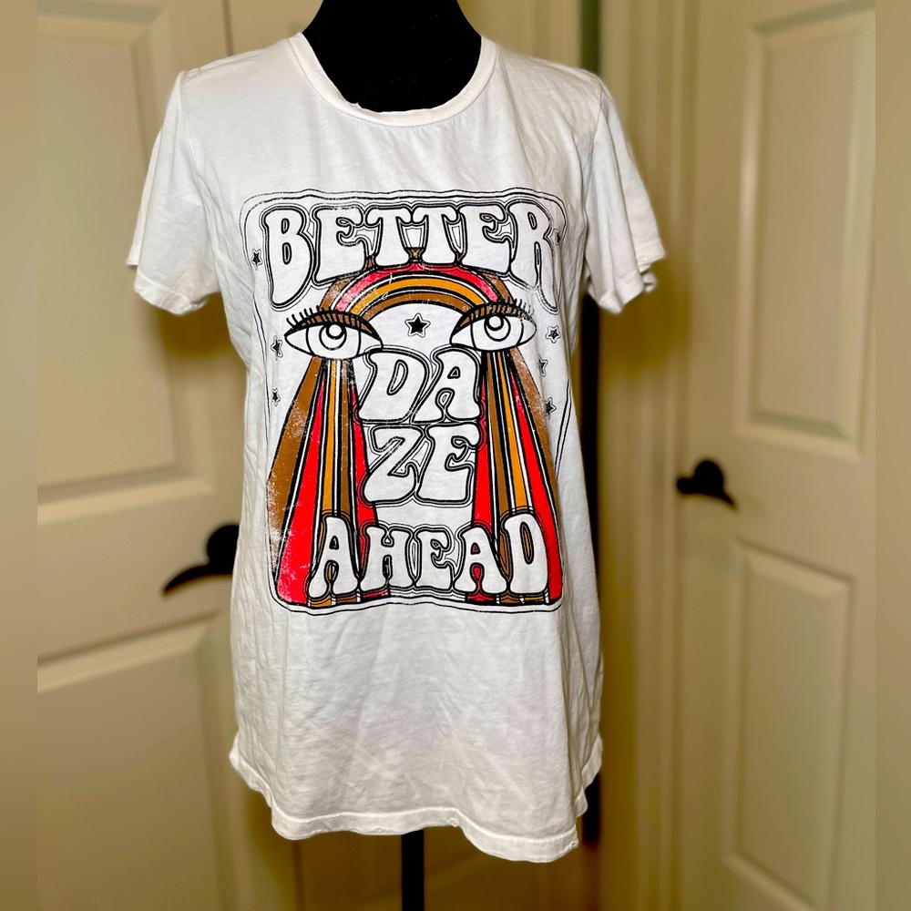 Dazey LA Cream/Ivory 'Better Da Ze Ahead' Graphic Tee with Red & Brown Accents